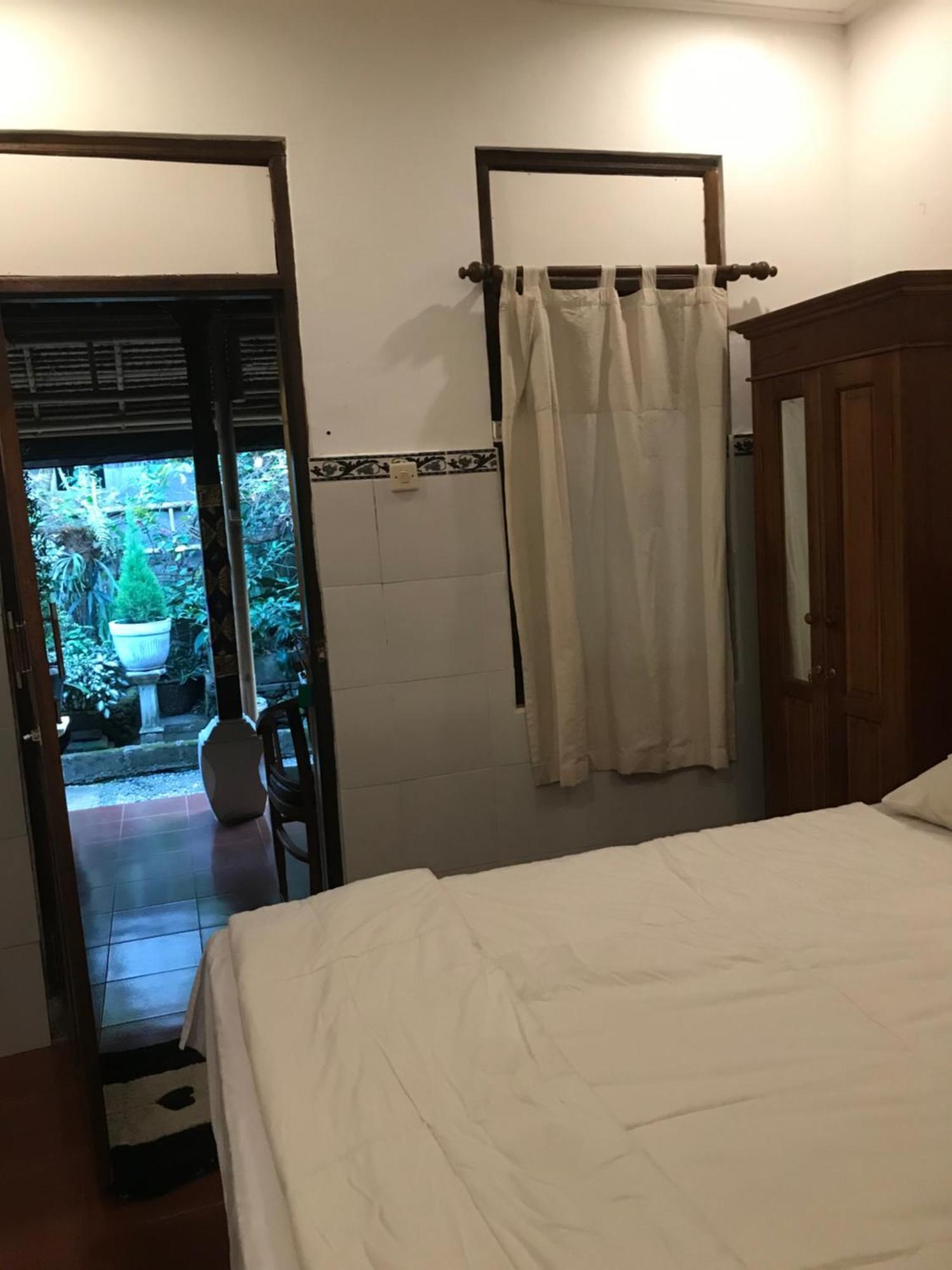 1Bd Guest House In Family Compound1, 15 Minute Walk To Yoga Barn Убуд Екстер'єр фото